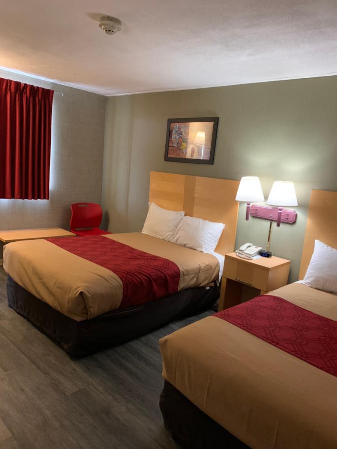 Falls Inn Newton Falls Экстерьер фото